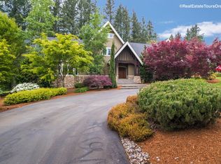 18495 S Cadle Creek Ln, Oregon City, OR 97045