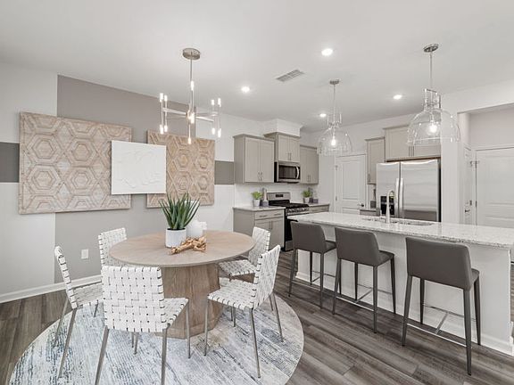 Plenty of Seating for Entertaining