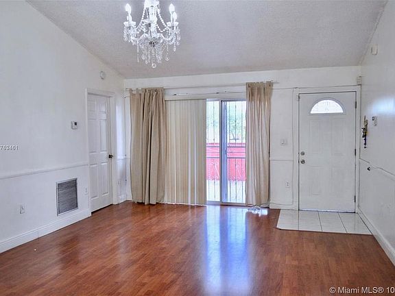 4th image of 20309 NW 35th Ave