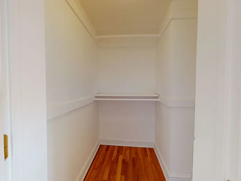 2824 12th St NE #203 — Photo 11
