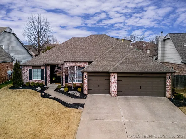 8721 E 98th Pl, Tulsa, OK 74133