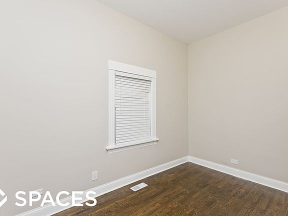 3rd image of 4849 N Seeley Ave #1D