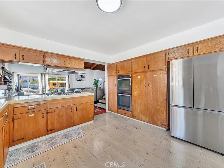 1345 S Jellick Ave — Photo 13