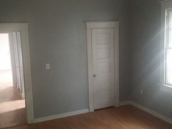 4th image of 2919 Republic St