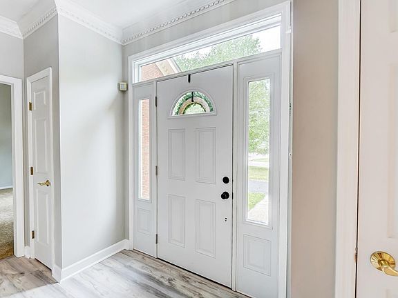 5th image of 6365 Waverly Hill Ln