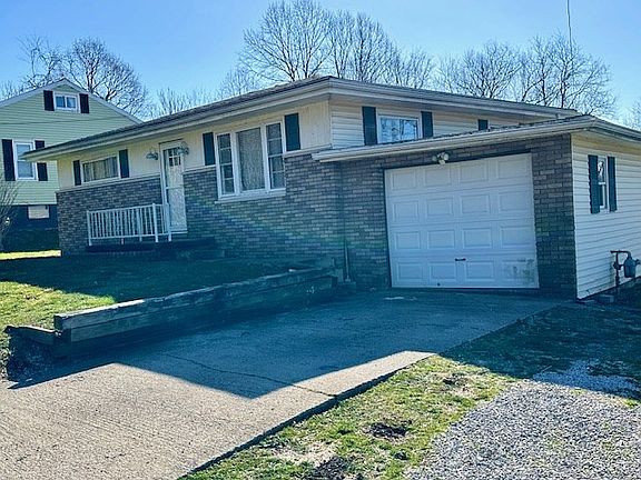 2nd image of 1211 Glen Dale Heights Rd
