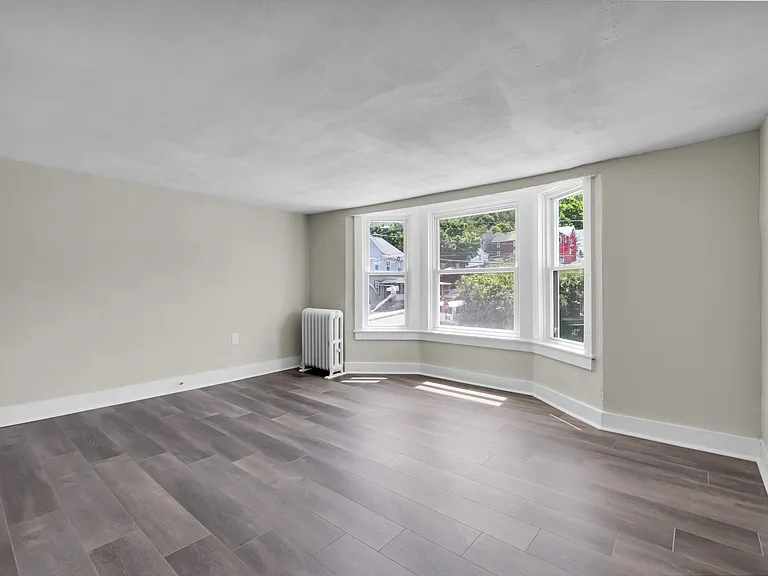265-267 E Bertsch St #5 — Photo 14