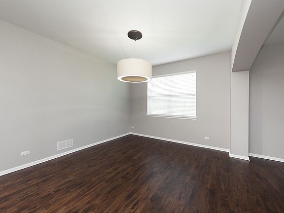 5th image of 2680 Hastings Ct