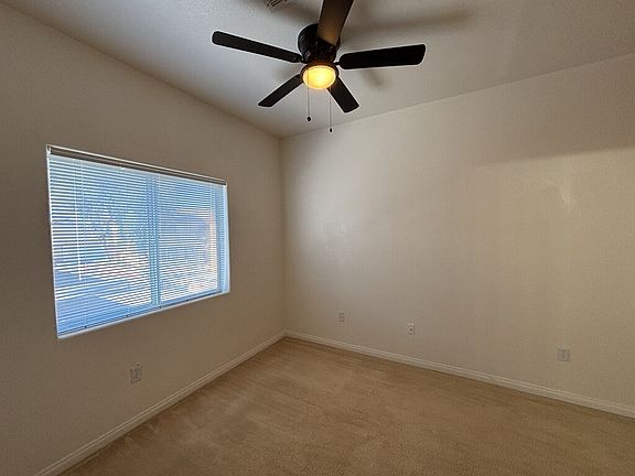 4th image of 4915 E Russell Rd Building 130-15