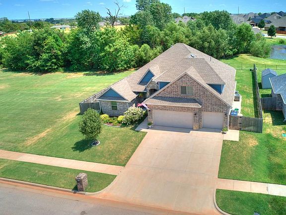 2nd image of 3800 Wedgewood Creek Dr