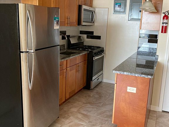 4th image of 8815 168th St APT 5E