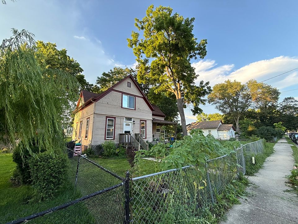 1st image of 1009 W Monroe St