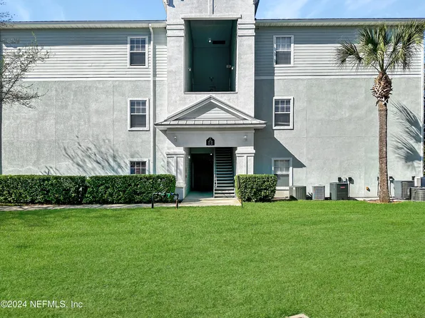 8215 GREEN PARROT Road #201, Jacksonville, FL 32256