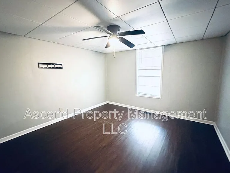 2111 Chamberlain Ave #A — Photo 5