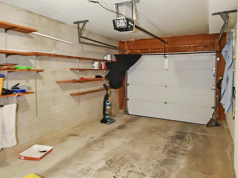 307 Jonathan Ct — Photo 27