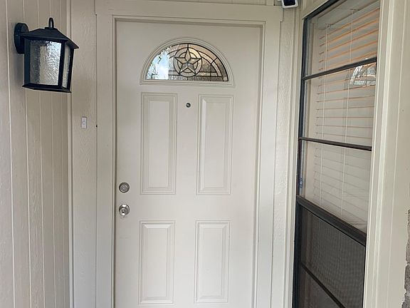 2nd image of 427 Lee Dr
