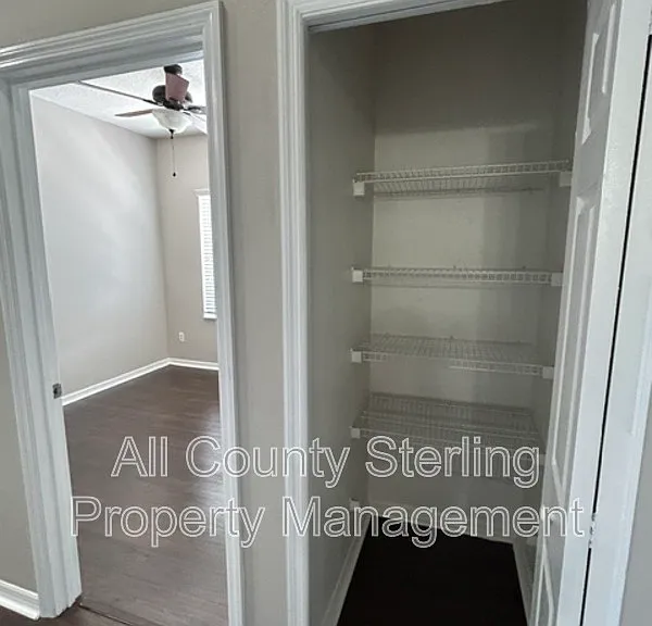 7021 Kirkland Way — Photo 18