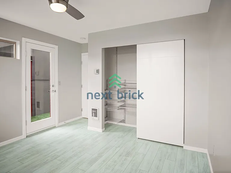 1128 N 90th St #B — Photo 16