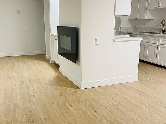 3rd image of 11733 Kiowa Ave APT 4