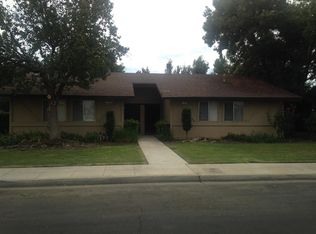 223 Fairmont Ave, Clovis, CA 93612