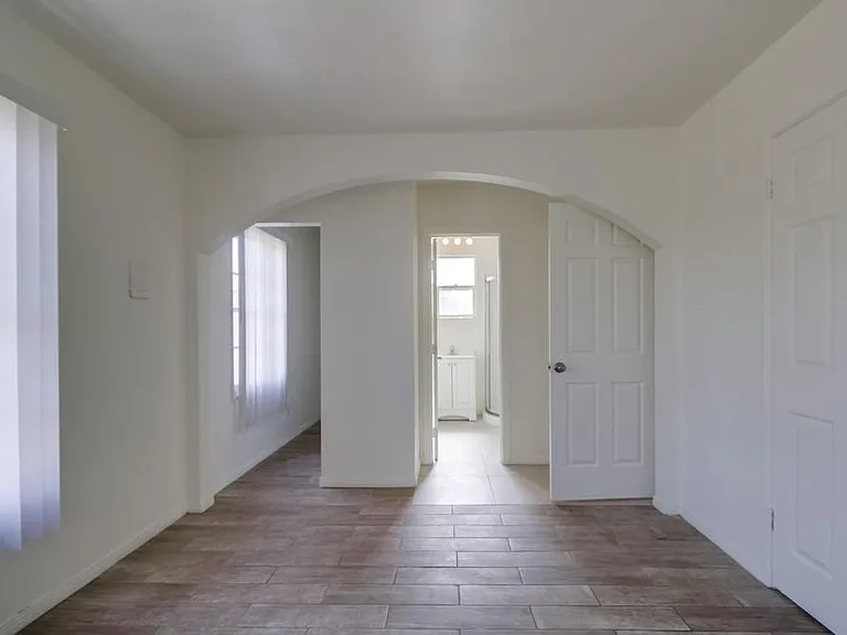 891 Elm Ave — Photo 22