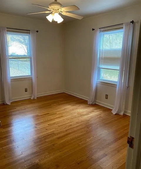 5147 Clark Dr — Photo 18