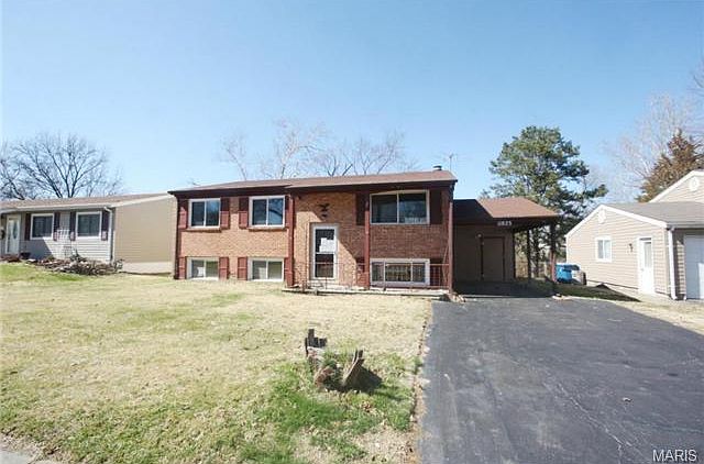 1st image of 11823 Foxwood Dr