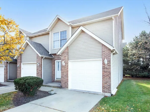 480 S Peace Rd, Sycamore, IL 60178