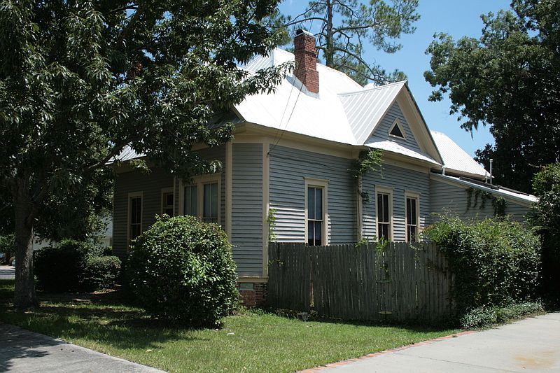 1st image of 113 E Gordon St