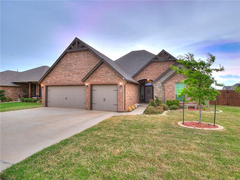 1st image of 13820 Drakes Way