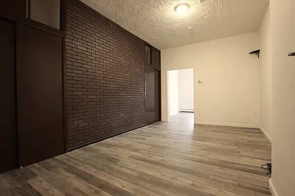 Rented by Compass | media 31