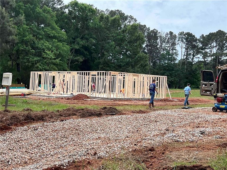 2nd image of 160 Loyd Rd