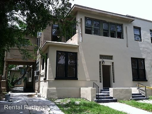 1st image of 2137 Oak St APT 03