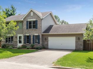 18915 South Ln, Minnetonka, MN 55345