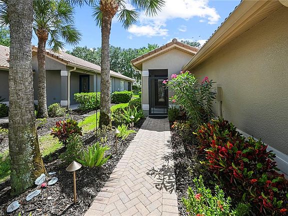 3rd image of 13650 Lucera CT
