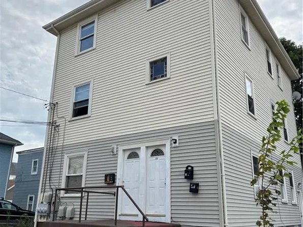25 Fern St, Providence, RI 02908