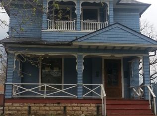 372 Saint Charles St #1, Elgin, IL
