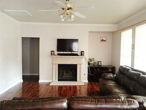 3rd image of 7609 Park Gate Dr