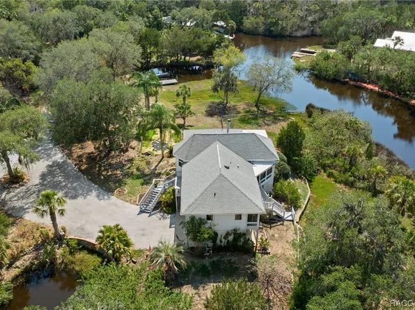6577 S Beagle Dr, Homosassa, FL 34448