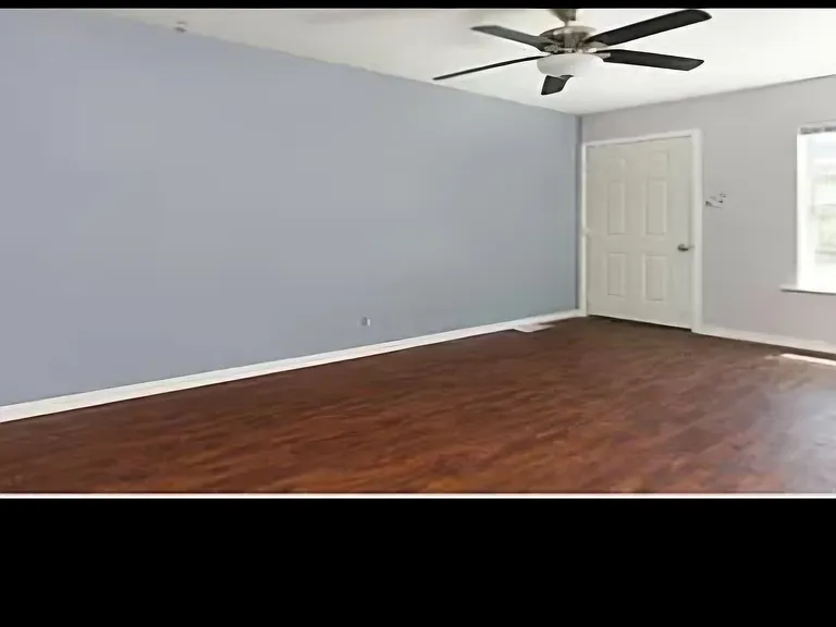 315 S Olive St #6 — Photo 5