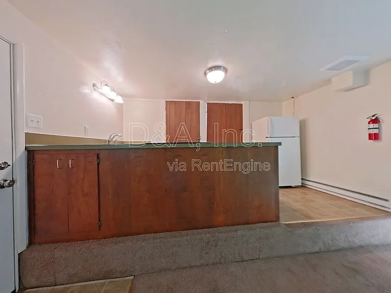 434 NW 17th St #B — Photo 4