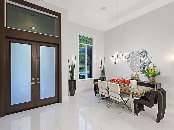 3rd image of 10110 Sweet Bay Street