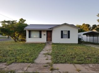 908 SW Avenue D, Seminole, TX 79360