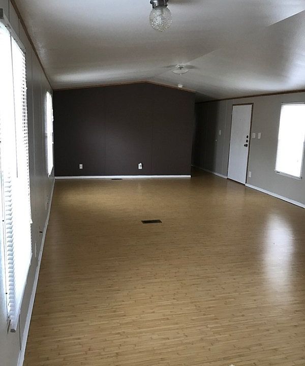 2nd image of 16 Moonbeam Dr