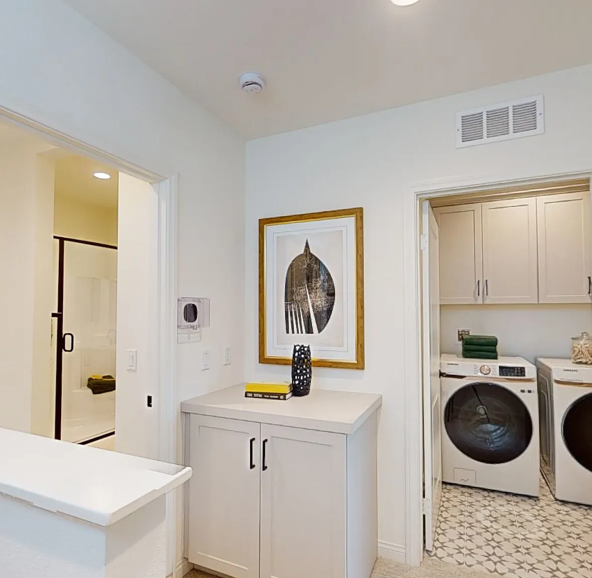 4 bed, 1709 sqft, $1,300 — Photo 1