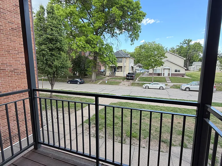 1111 Vattier St #10 — Photo 14