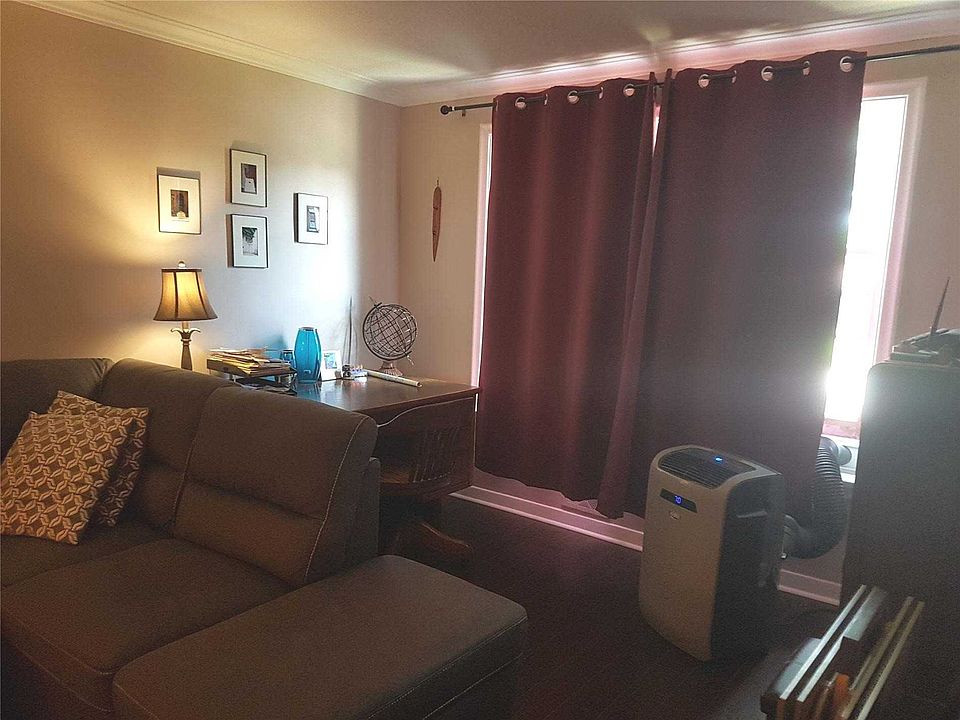 2nd image of 47 Kingswood Rd
