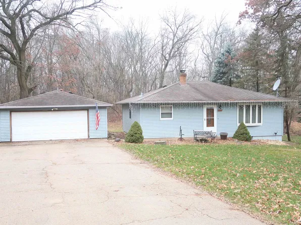 5607 Twin Lane Rd, Marshall, WI 53559