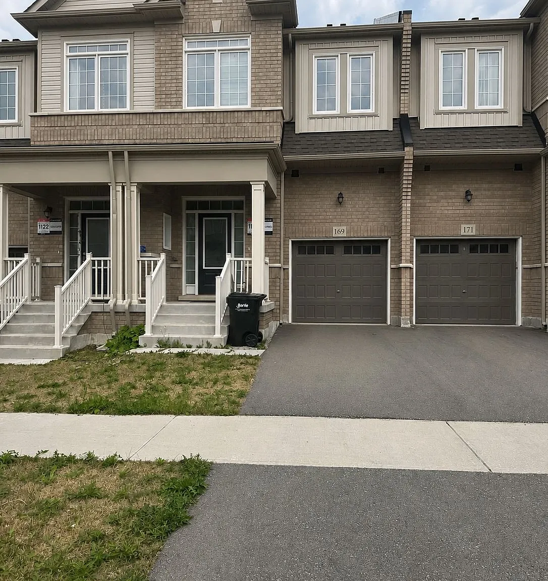 3 bed, $2,650 — Photo 1