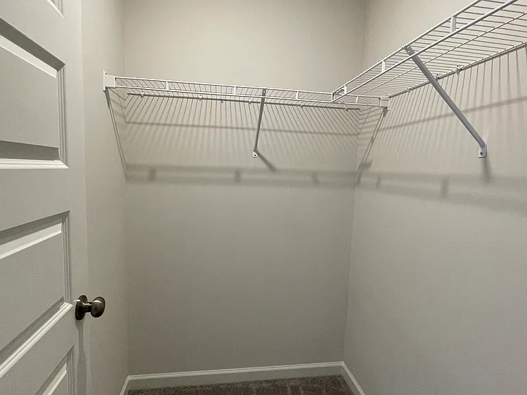 558 Trinity Way — Photo 14